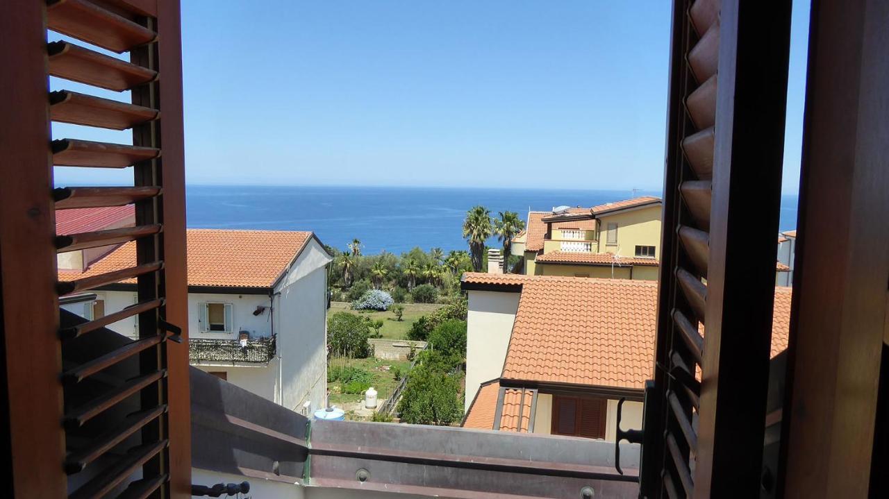 סנטה דומניקה Appartamento Panoramico Santa Domenica מראה חיצוני תמונה